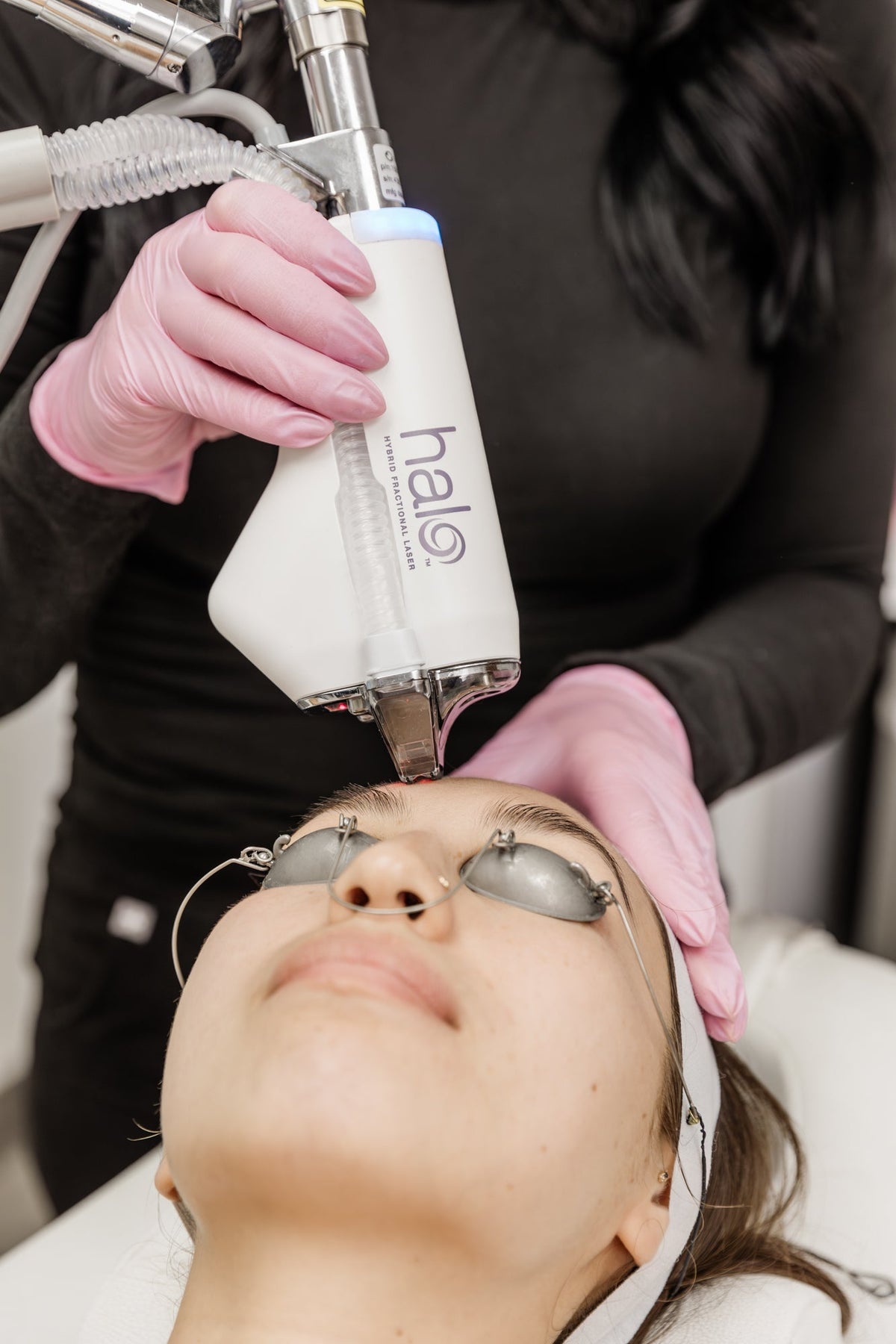 Advanced laser rejuvenation for remarkable results.