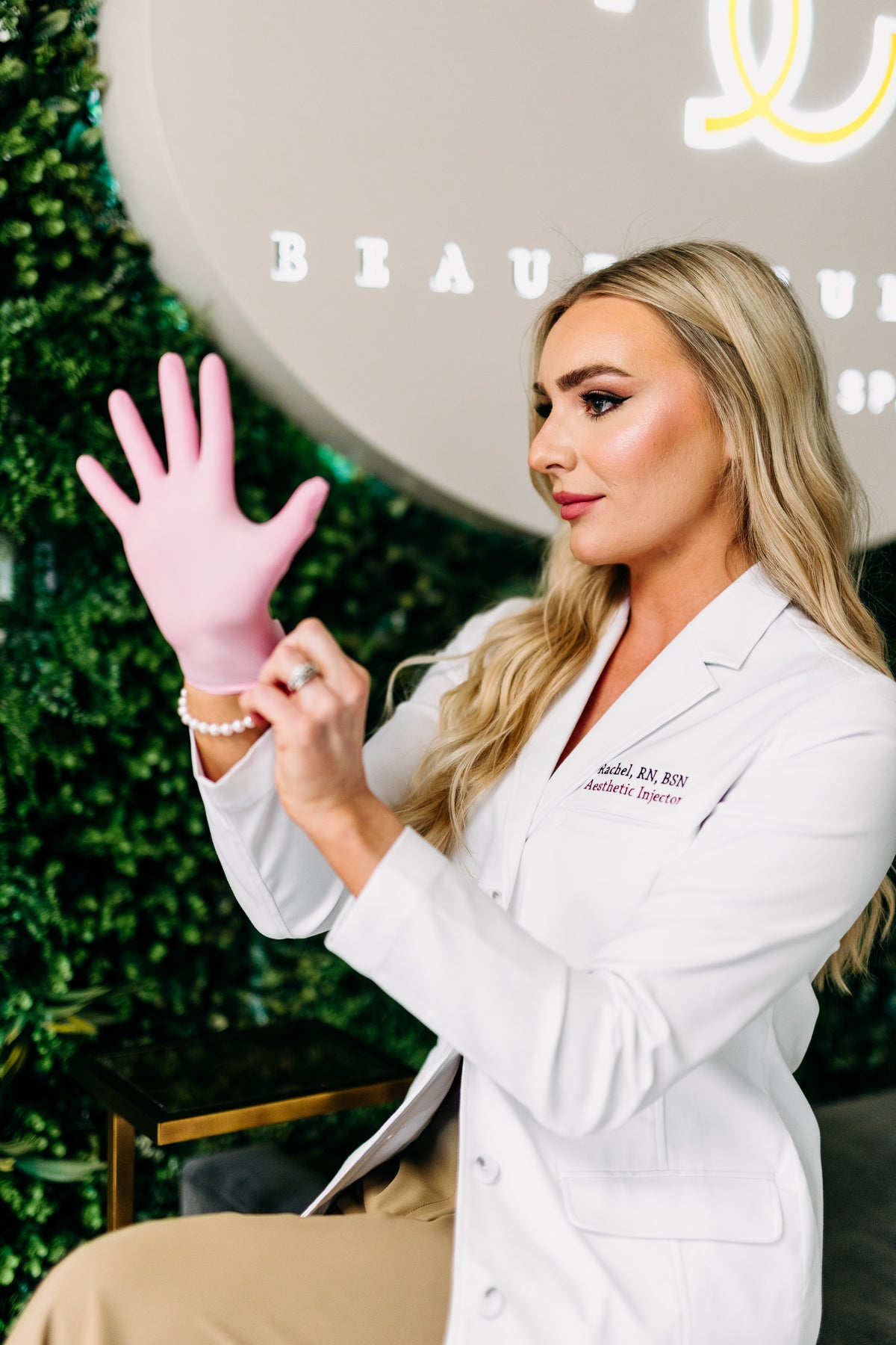Experience the Skinvive Advantage